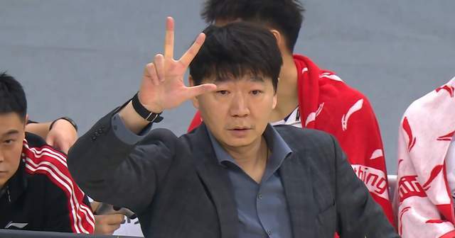 德约录视频官宣出战，牛叉！双误上双也能赢，小马输球小黄进四强