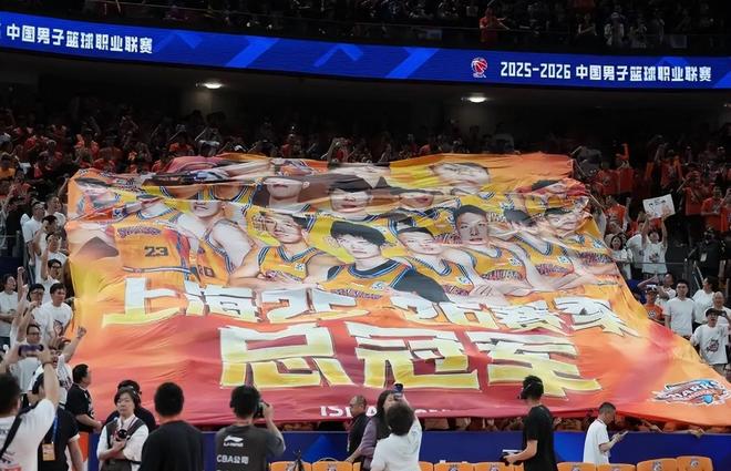 今日足球看点：巴西VS日本，蓝武士能否抵挡桑巴军团攻势？